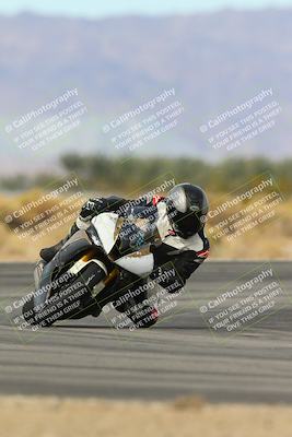 media/Feb-07-2025-CVMA Friday Practice (Fri) [[7034960ba2]]/3-Racer 3-NRS/Session 4 (Turn 16)/